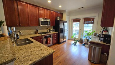 2122 Gorman Grove in Atlanta, GA - Building Photo - Building Photo