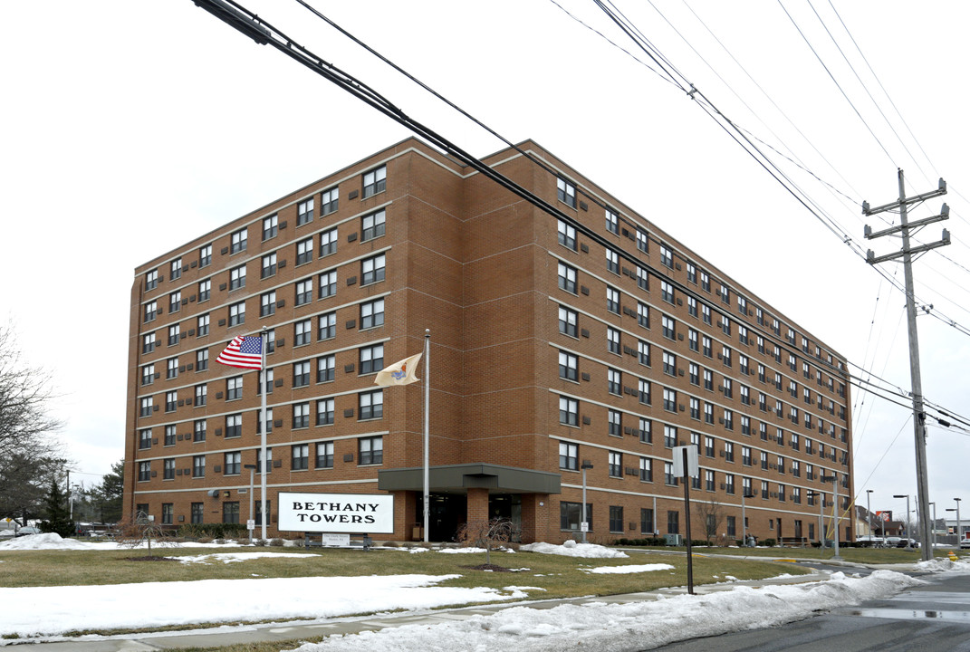 Bethany Towers in Hazlet, NJ - Building Photo