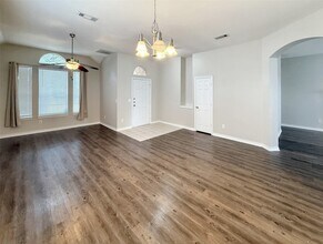 3104 Hoffman Dr in Plano, TX - Foto de edificio - Building Photo