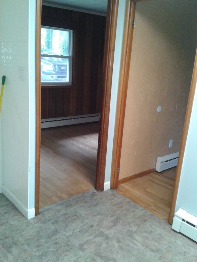 property at 518 Hillcrest Ave