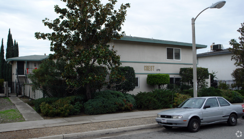 171 E Ralston Ave in San Bernardino, CA - Building Photo