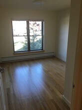 30 S Village Green, Unit 305 in Middlebury, VT - Building Photo - Building Photo