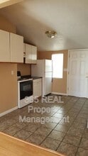 242 16th Ave in Greeley, CO - Building Photo - Building Photo