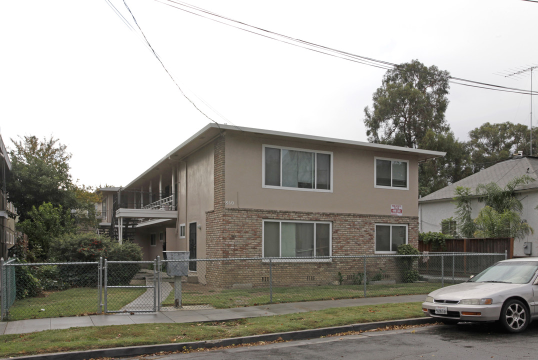 860 Calhoun Street in San Jose, CA - Building Photo