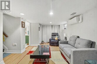 518 Hilson Ave in Ottawa, ON - Building Photo - Building Photo