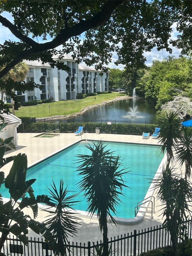 property at 711 N Pine Island Rd