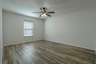 6852 Younger Dr in The Colony, TX - Building Photo - Building Photo
