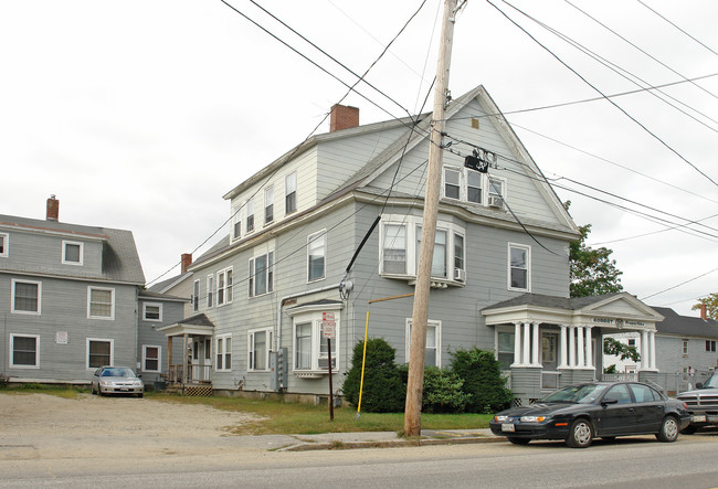 250 Turner St in Auburn, ME - Foto de edificio - Building Photo