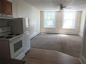 153 W Main St in Goshen, NY - Building Photo - Building Photo