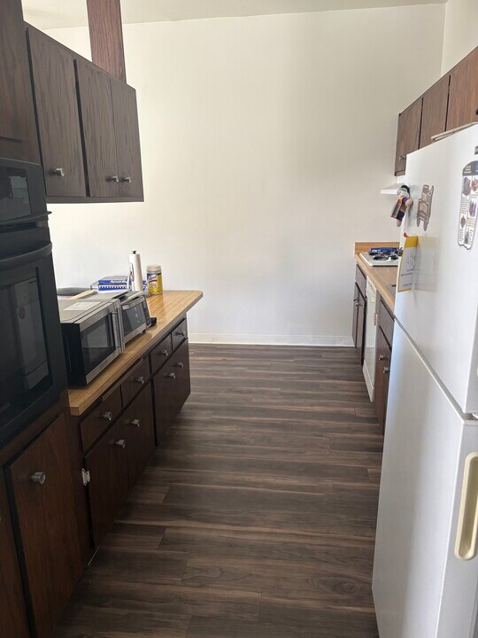 1016 Drake Dr in Davis, CA - Building Photo