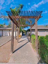 132 W Dayton Ave in Fresno, CA - Building Photo - Building Photo