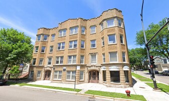 5208 Leavitt N St, Unit G in Chicago, IL - Building Photo