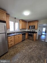 231 N Walborn Ave in Orwigsburg, PA - Building Photo - Building Photo