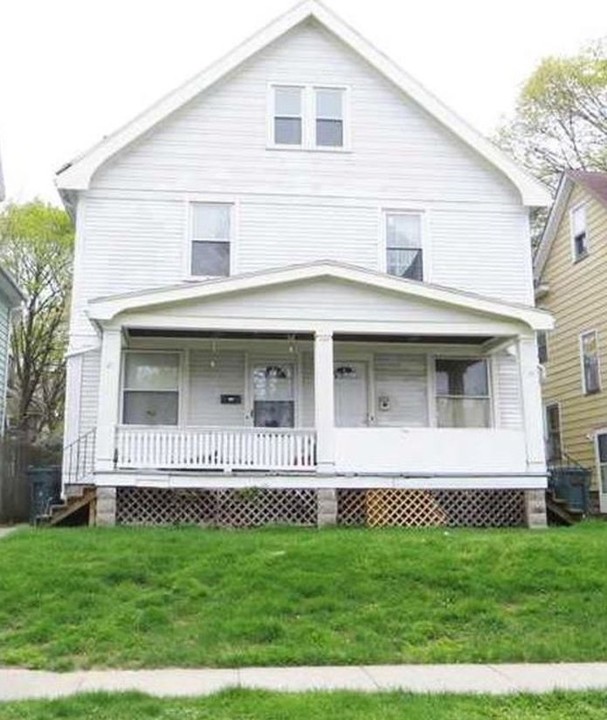 19-21 Carthage St in Rochester, NY - Building Photo