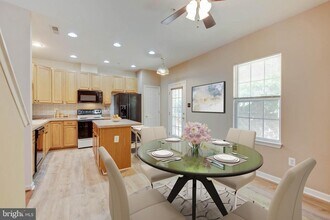 7025 Water Oak Rd in Elkridge, MD - Building Photo - Building Photo