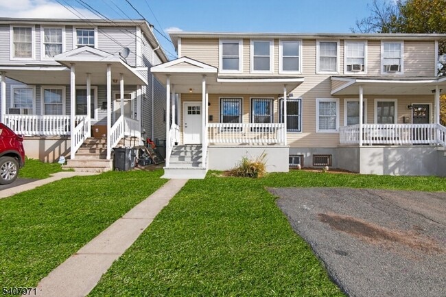 property at 414 15th Ave