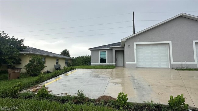 219 Cape Coral Pkwy W