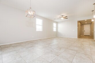 17239 W Toronto Way in Goodyear, AZ - Building Photo - Building Photo