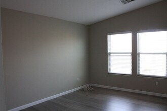 9318 Square Dance Pl in Las Vegas, NV - Building Photo - Building Photo