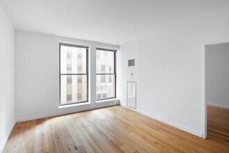 15 Broad St in New York, NY - Foto de edificio - Building Photo