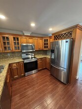 16746 Waters Edge Dr in Weston, FL - Building Photo - Building Photo
