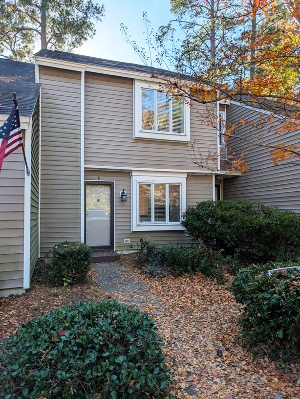 property at 3501 Christopher Dr NW