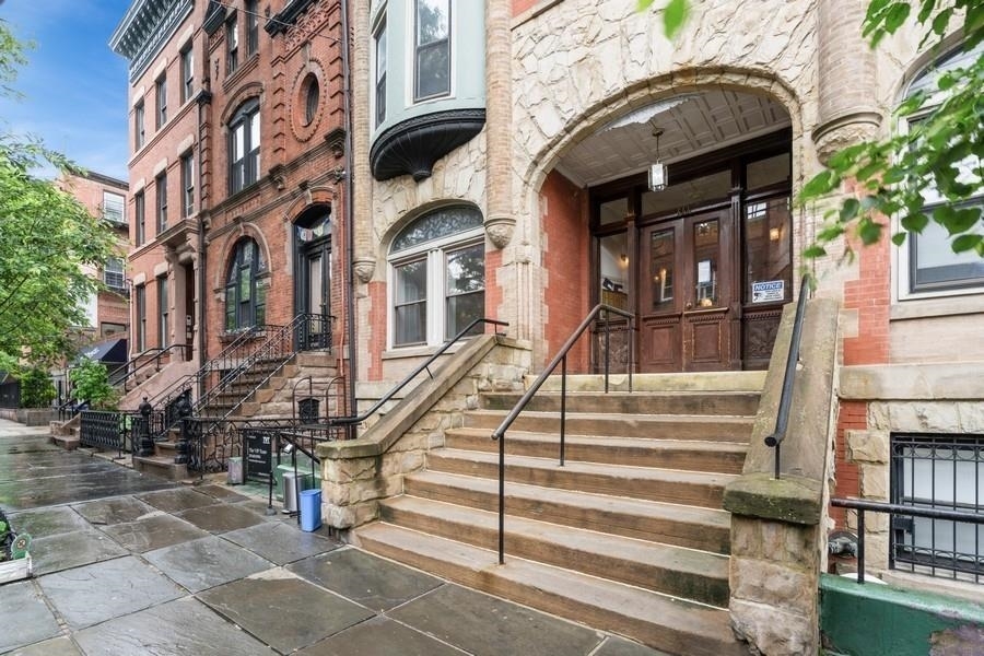 444 Jersey Ave in Jersey City, NJ - Building Photo