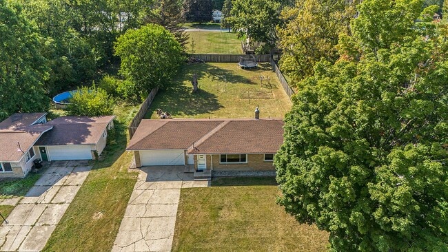 property at 4457 Curwood Ave SE