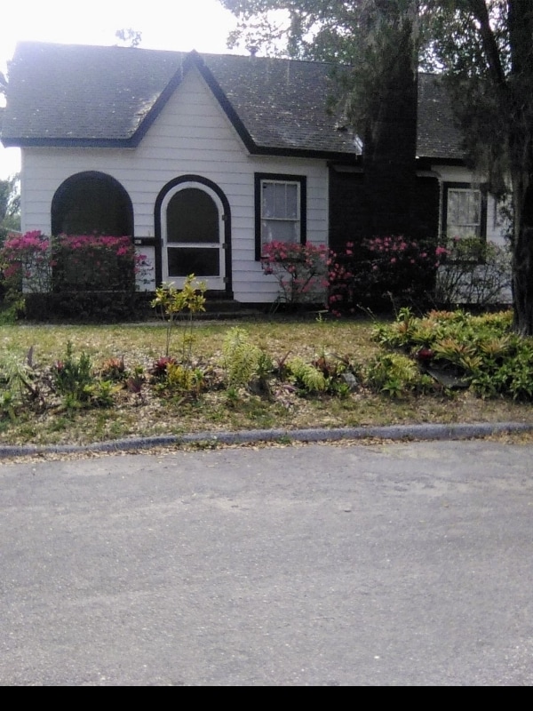 property at 801 E Frierson Ave