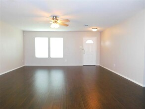 5714 Green Ivy Rd in Denton, TX - Building Photo - Building Photo