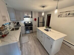 9 Charity Ln in Dedham, MA - Building Photo - Building Photo