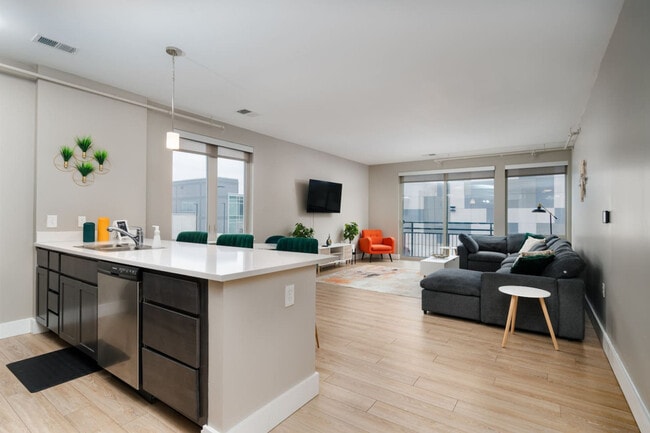 property at 515 E Market St