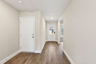 6550 Eastland Cir in Biloxi, MS - Building Photo - Building Photo