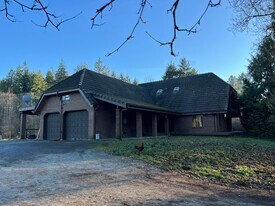 15607 62nd Ave NW in Gig Harbor, WA - Building Photo