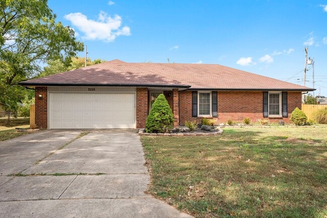 3225 S Kimbrough Ave