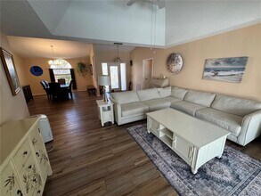 549 Warwick Ln in Venice, FL - Building Photo - Building Photo