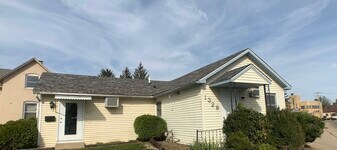 1329 E Main St in Danville, IL - Building Photo