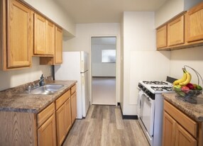 510 E Pittsburgh McKeesport Blvd, Unit 3 in North Versailles, PA - Building Photo