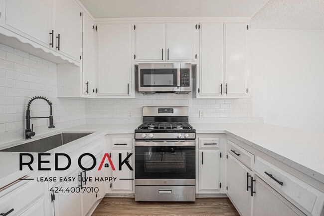 663 W 13th St, Unit 2 in Los Angeles, CA - Building Photo - Building Photo