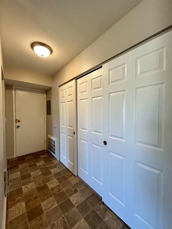 11335 Old Goddard in Allen Park, MI - Building Photo - Building Photo