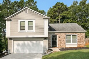 721 Ashton Ln in Lawrenceville, GA - Building Photo