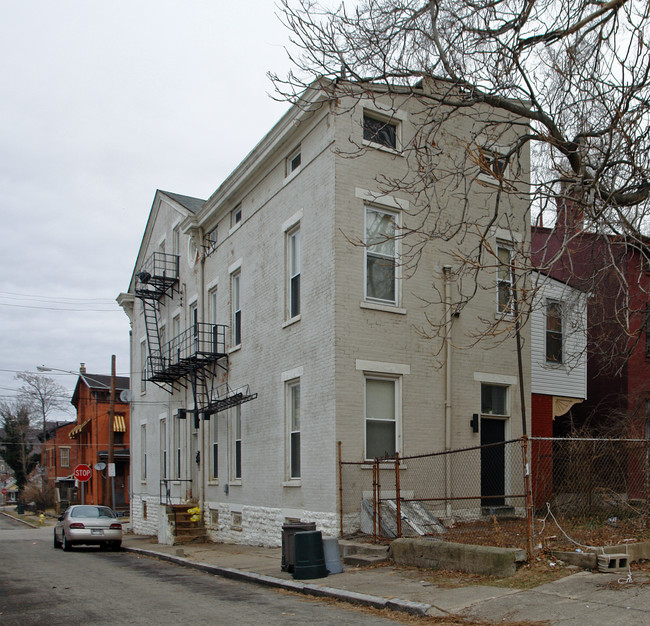 215 Fosdick St in Cincinnati, OH - Building Photo - Building Photo