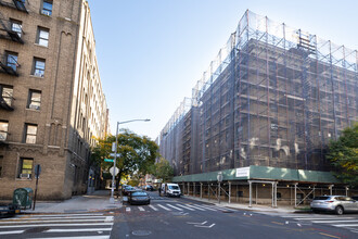 371 Fort Washington Ave in New York, NY - Building Photo - Building Photo