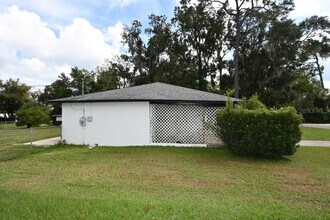 37017 Meridian Ave in Dade City, FL - Building Photo - Building Photo
