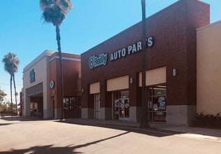 852 E Fielding St in Azusa, CA - Building Photo - Building Photo