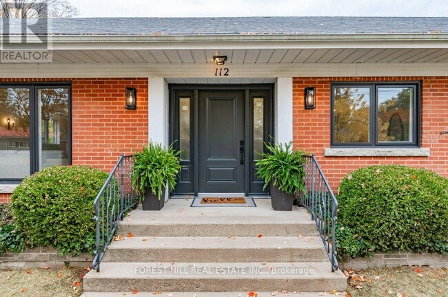 112 Queensway Dr in Brantford, ON - Building Photo - Building Photo