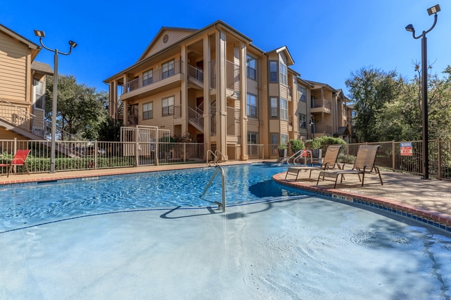 The Arboretum in San Antonio, TX - Foto de edificio - Building Photo