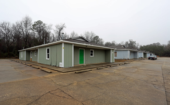 401 Orchard St in Wadesboro, NC - Building Photo - Building Photo