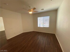6630 Flaminian Ln in North Las Vegas, NV - Building Photo - Building Photo