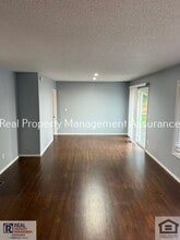 324 SW Frenwood Way in Beaverton, OR - Building Photo - Building Photo